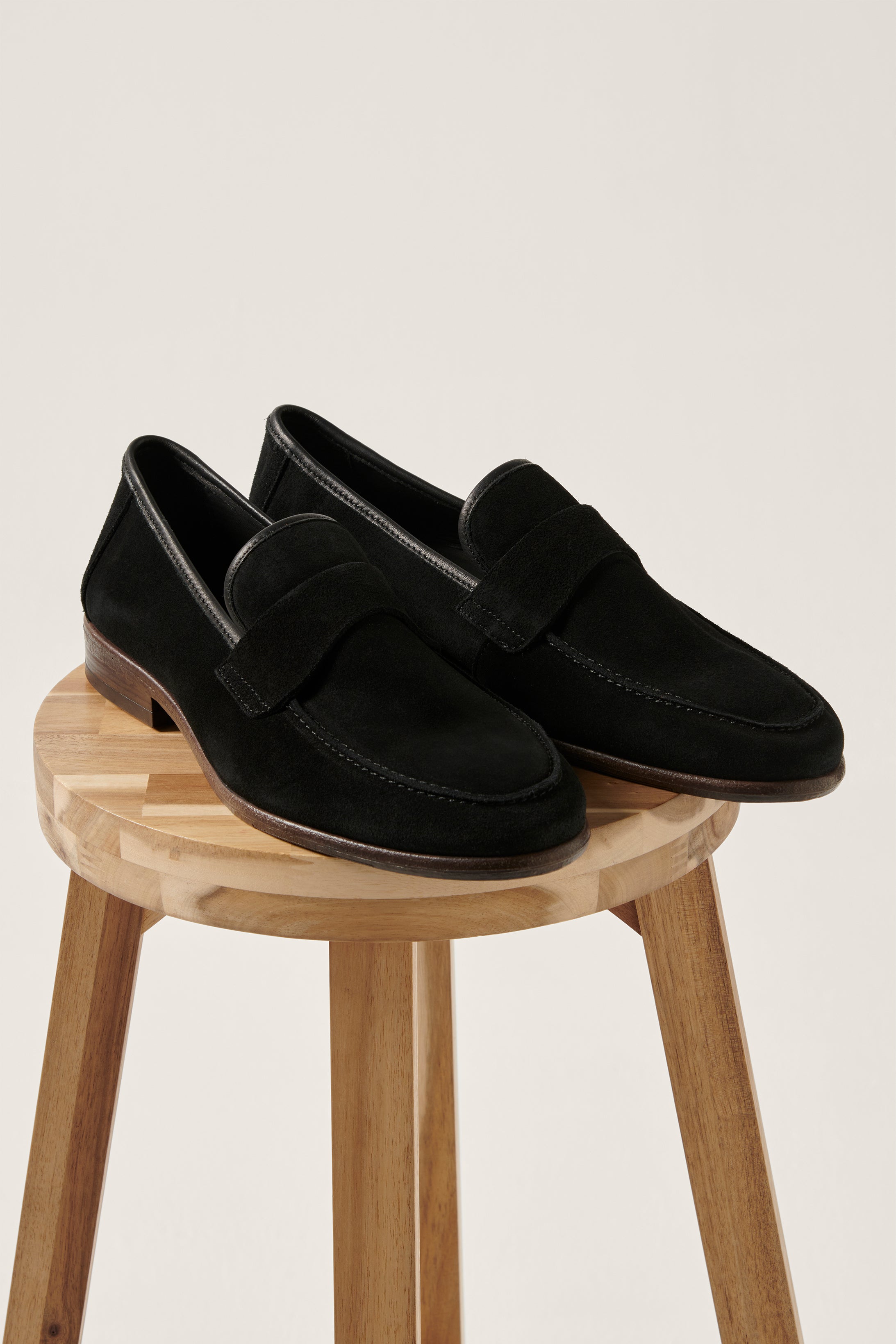 Gisborne Softy Suede Loafer - Black