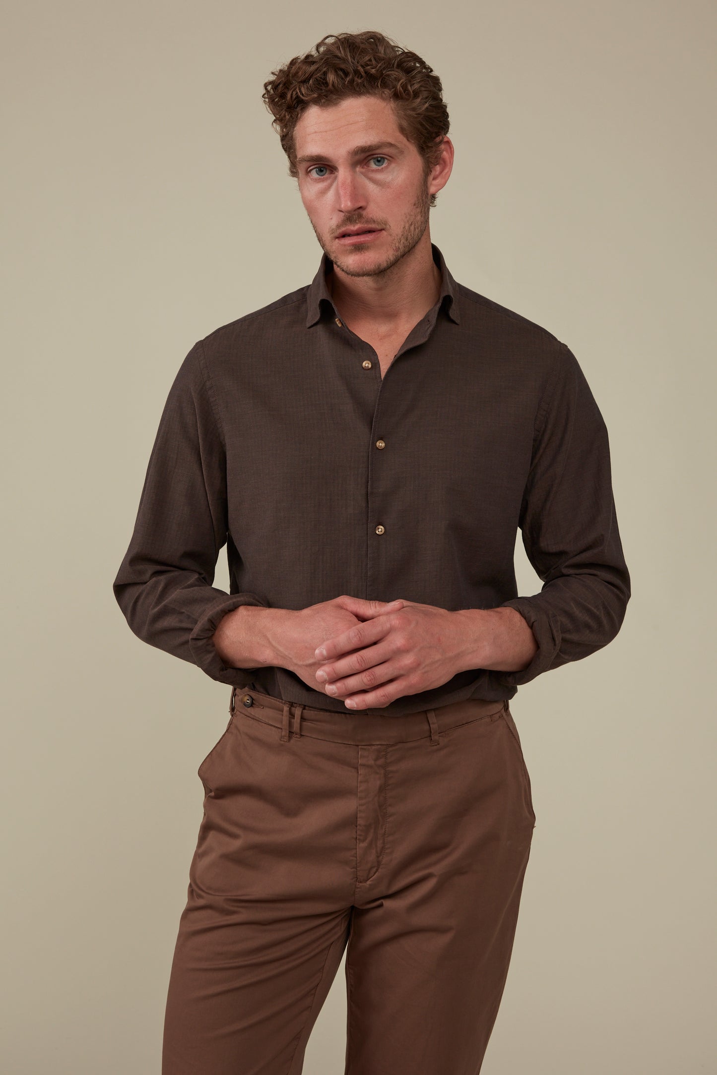 Fenner Cutaway Shirt: Chocolate Herringbone
