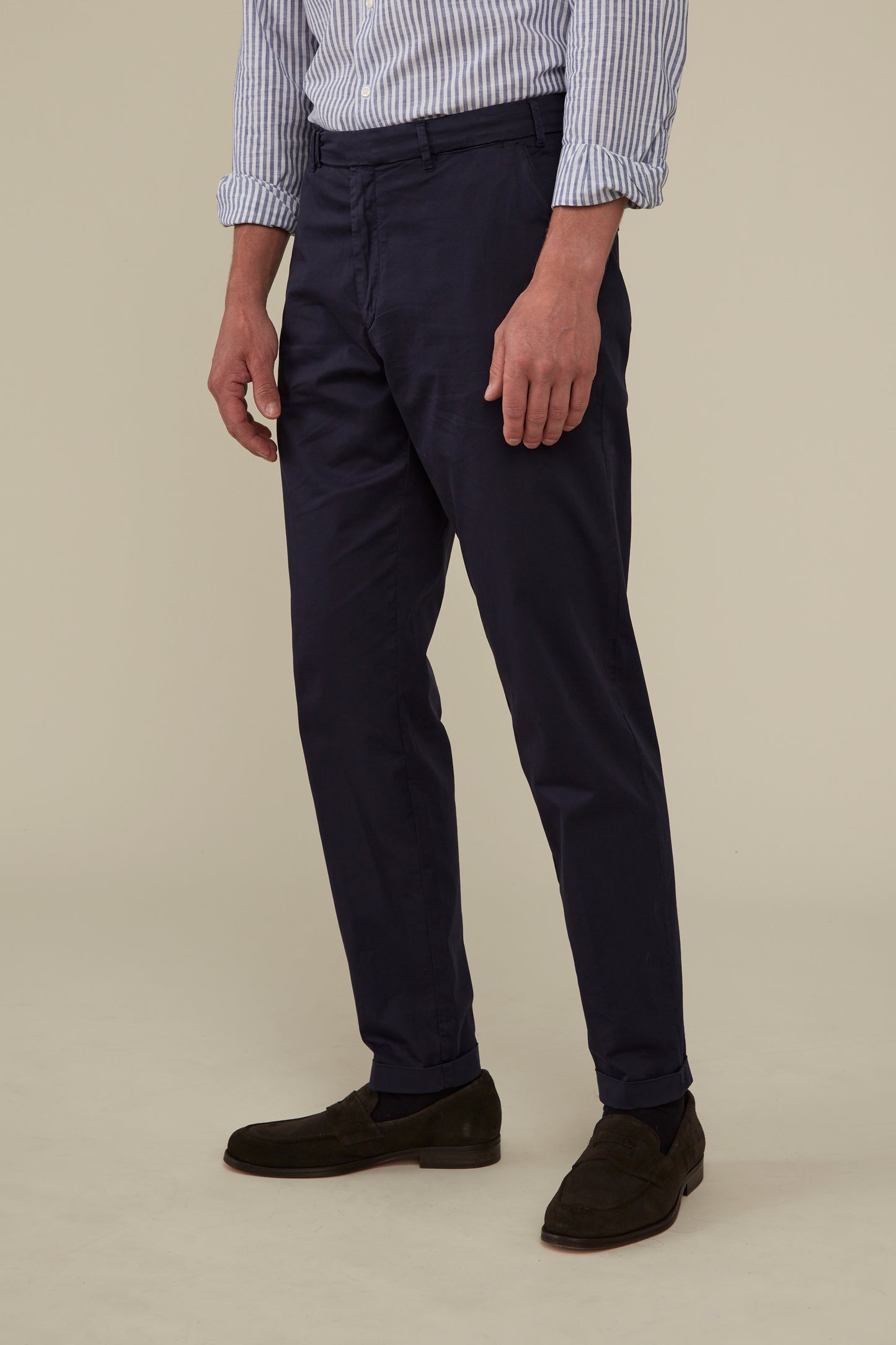 Garment Dyed Carrot Fit Chino Paperweight - Navy