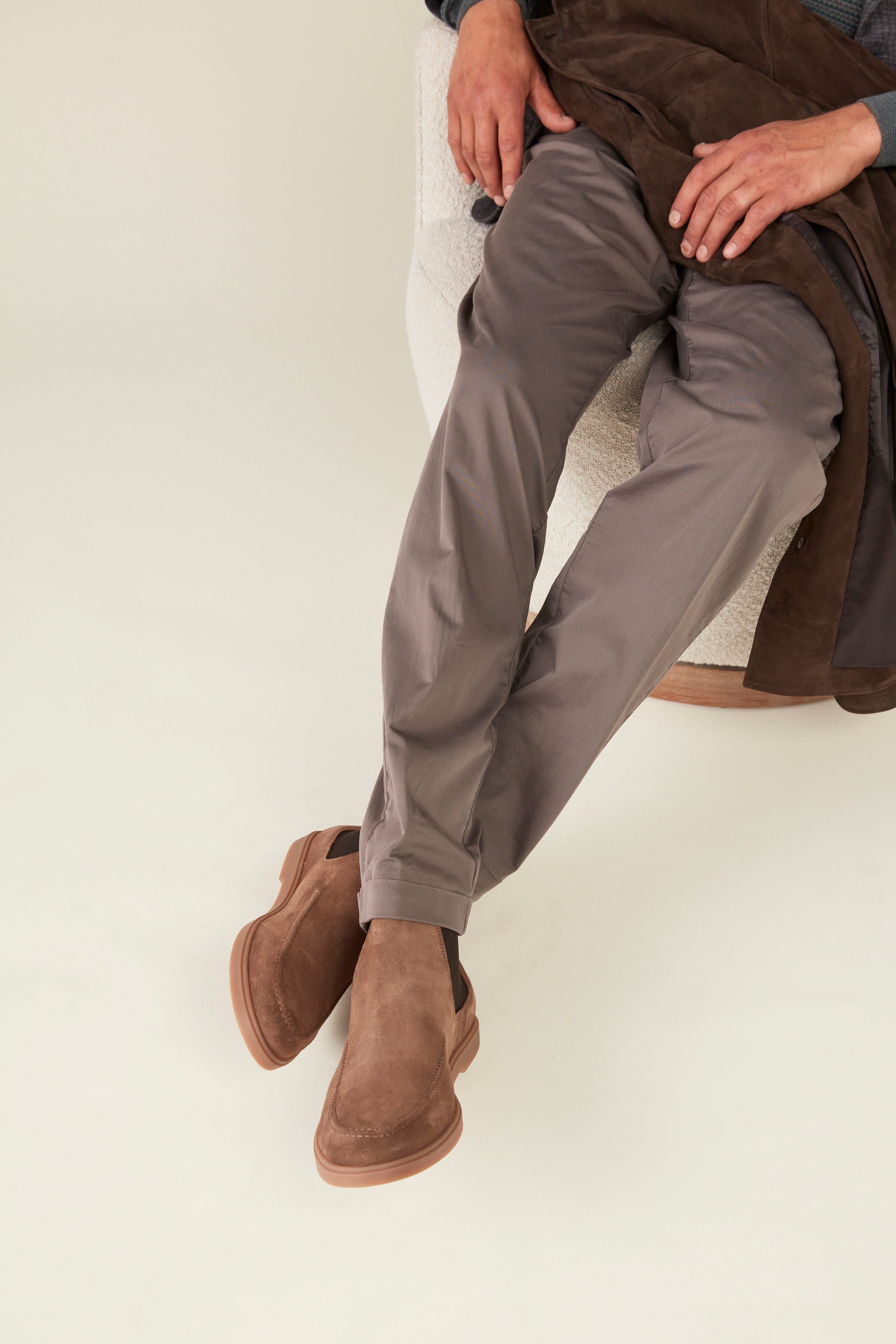 Auburn Chelsea Boot - Suede - Sandstone Tan