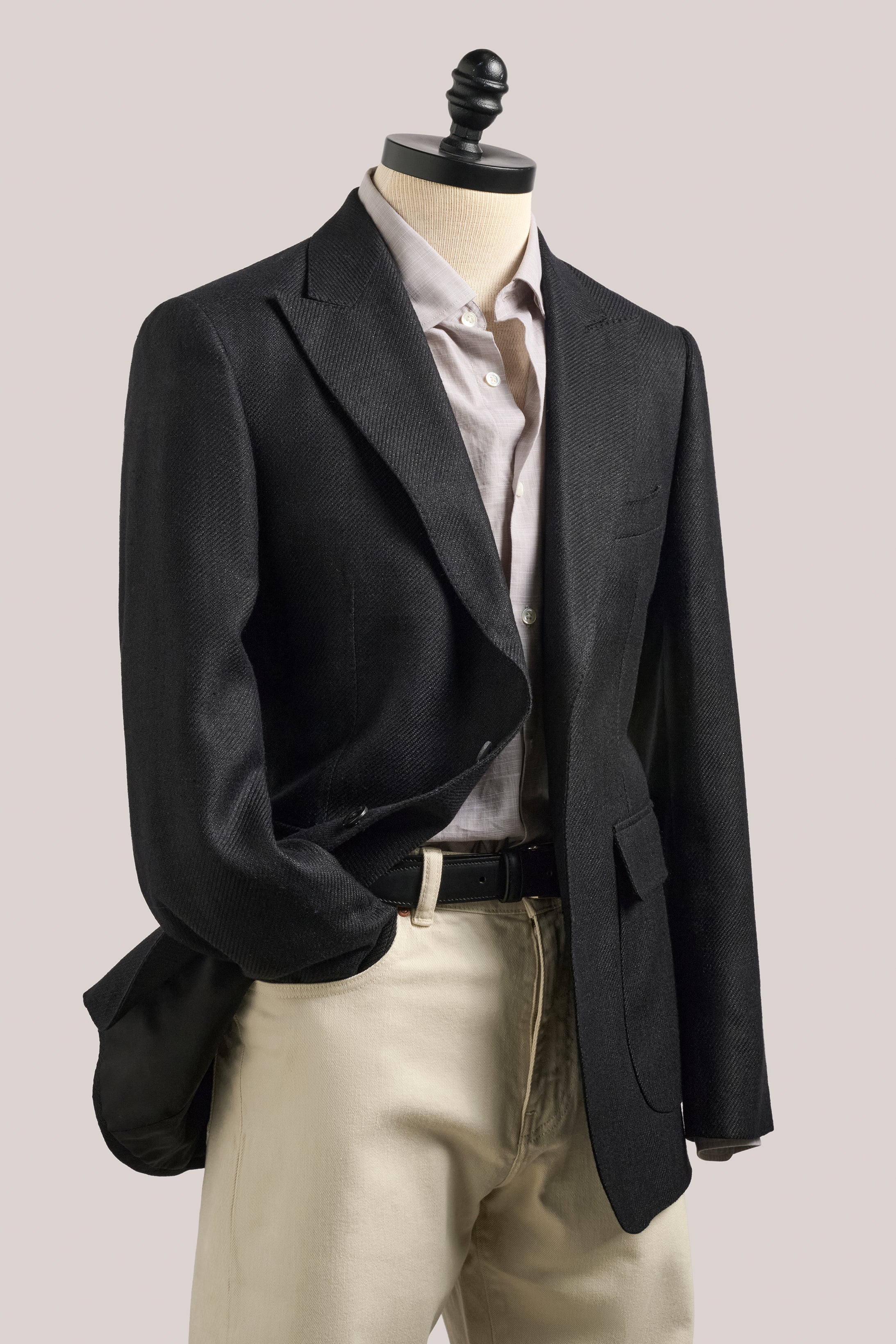 APOLLOBLAZER_BLACK_1.jpg
