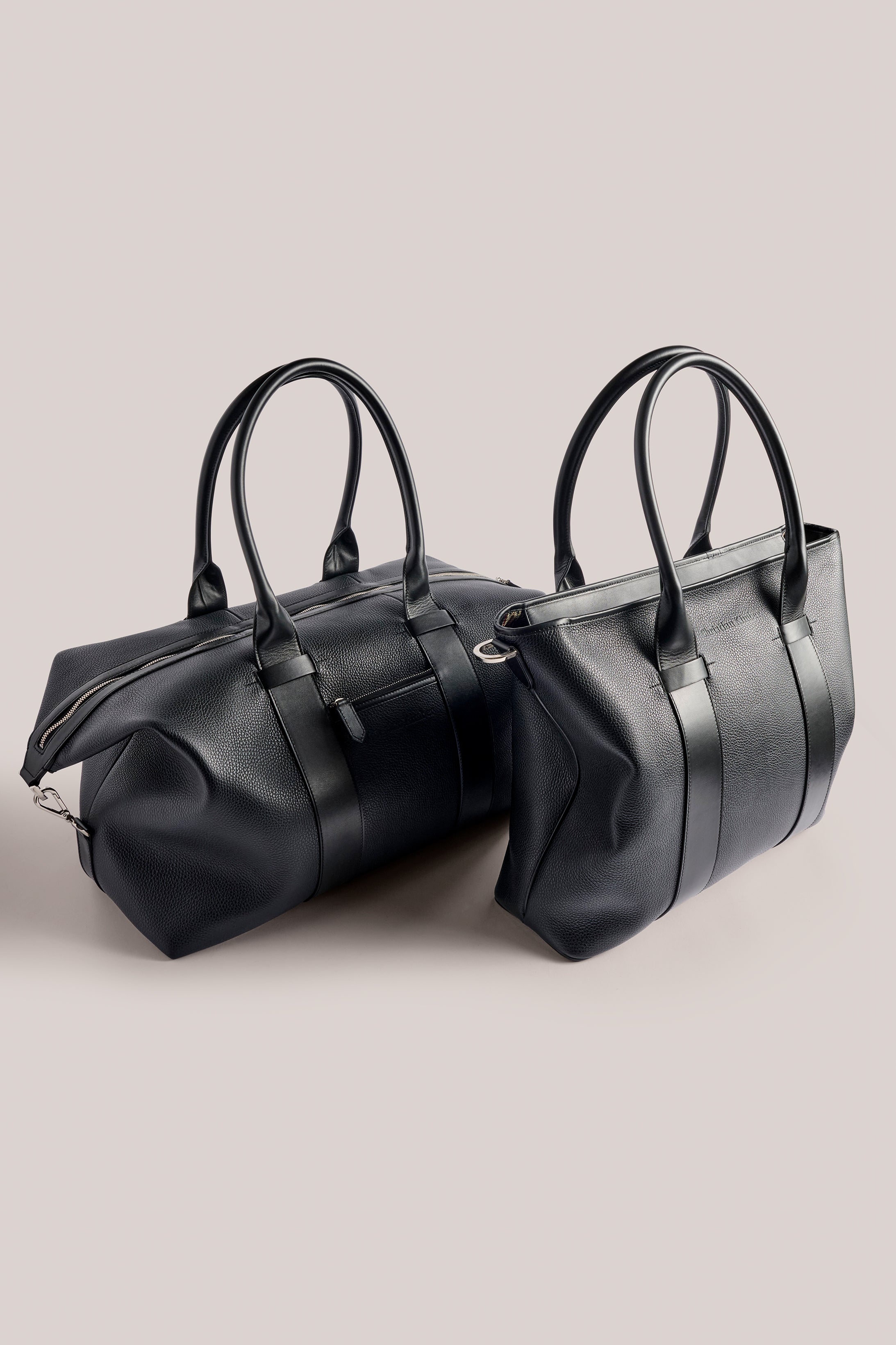 Weekender Bag - Black Grain