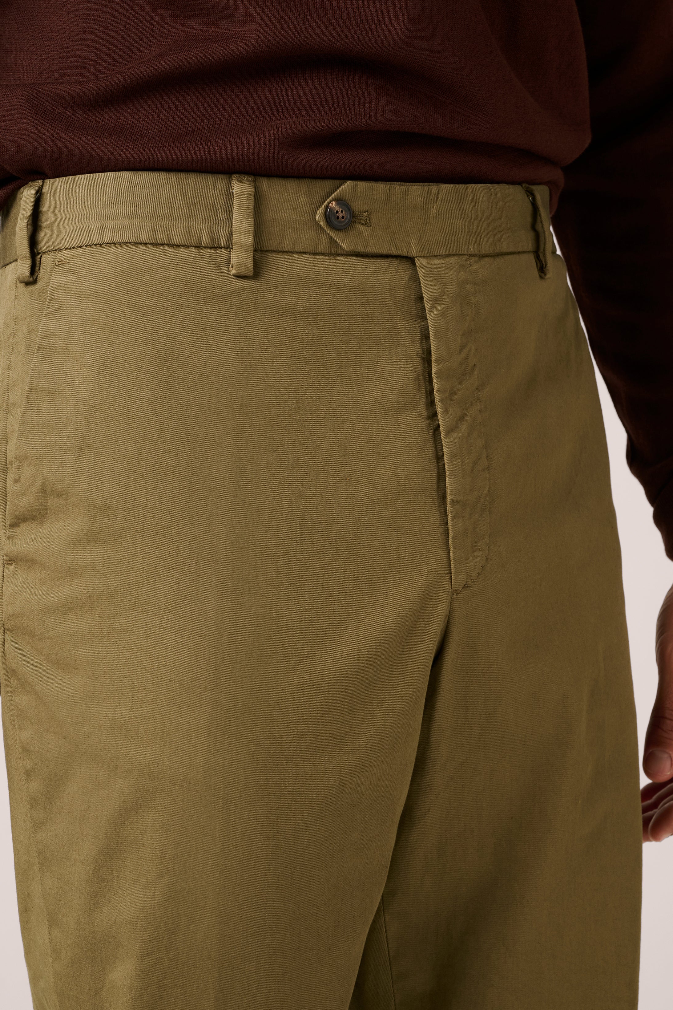 Beechworth Straight Leg Chino - Olive