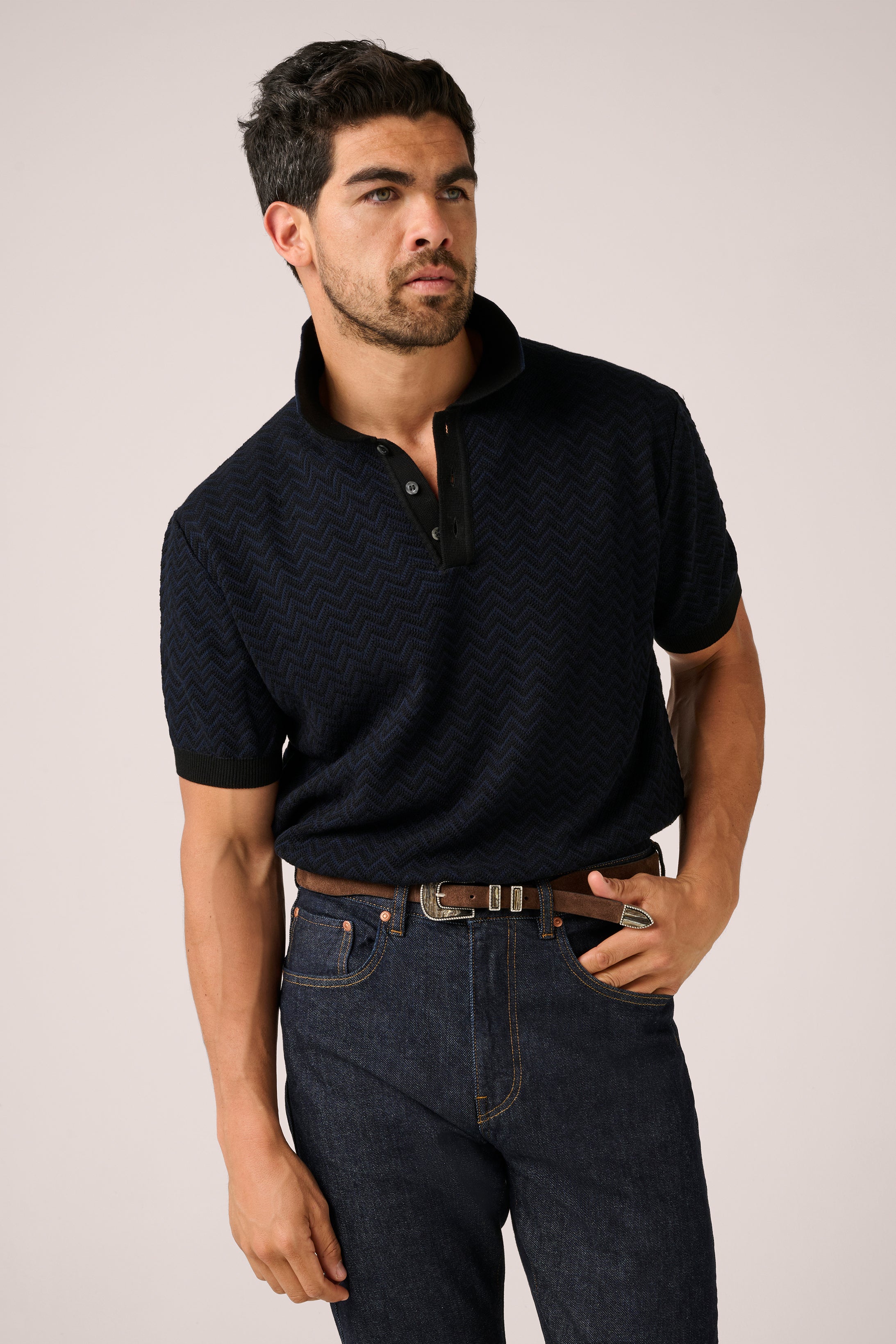 Chevron_Knit_Polo_Black_Navy_1_8f0b2b9a-7289-4663-abdf-6bdd94cc8f6e.jpg