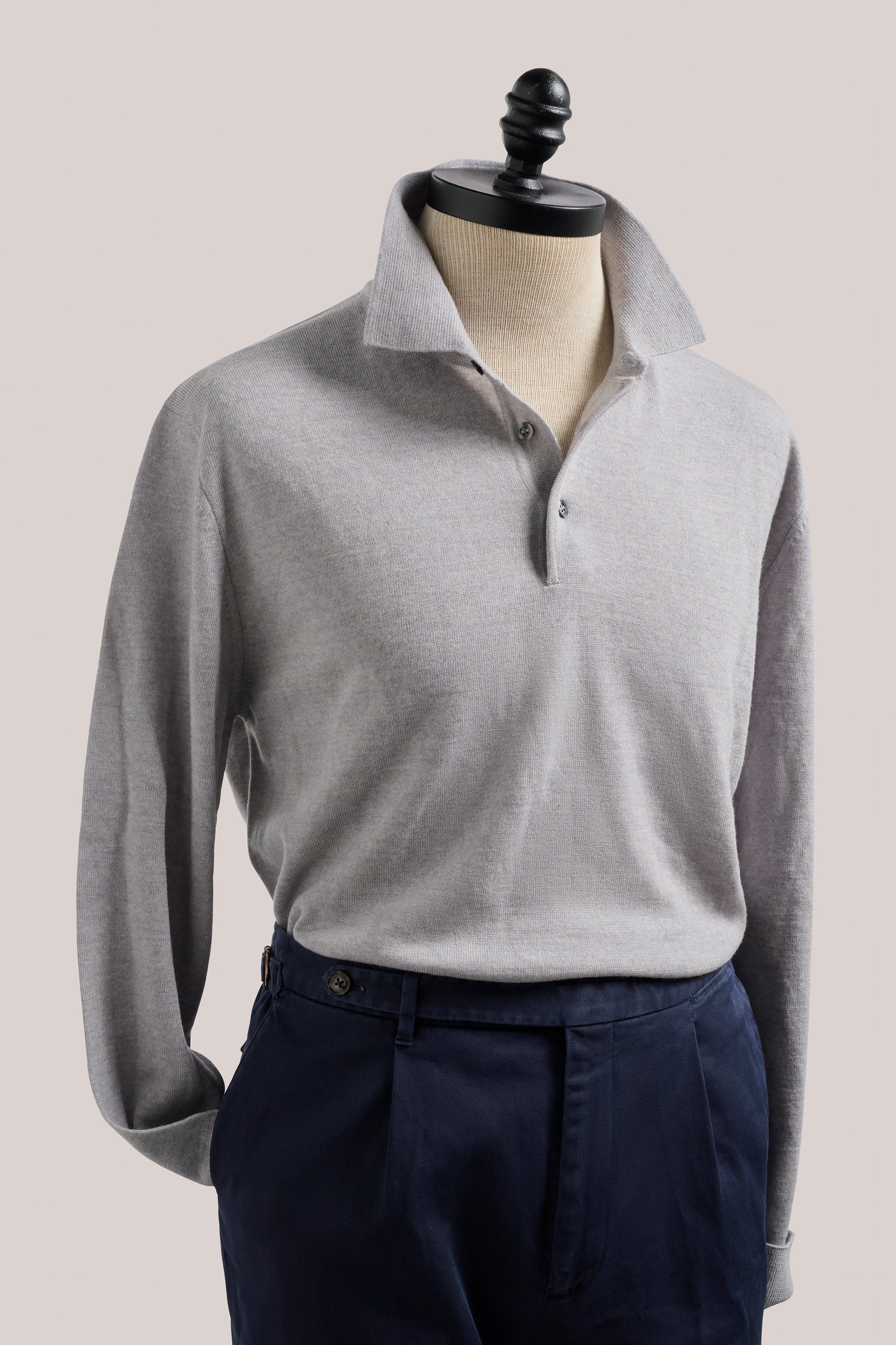 DaylesfordMerinoLongSleeve_snow_1.jpg