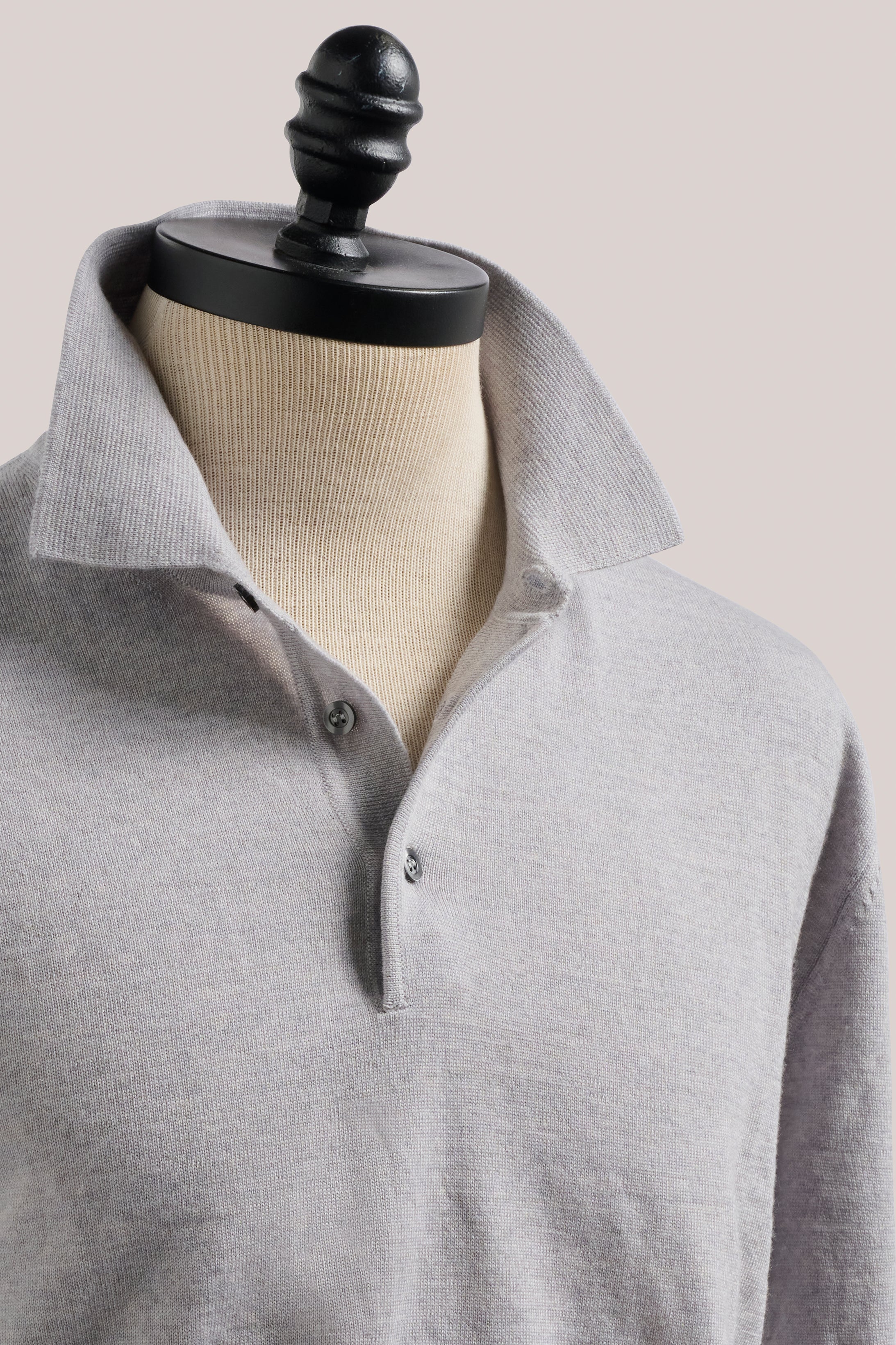 DaylesfordMerinoLongSleeve_snow_2.jpg