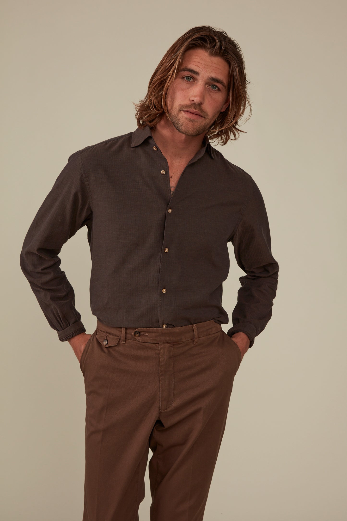 Fenner Cutaway Shirt: Chocolate Herringbone