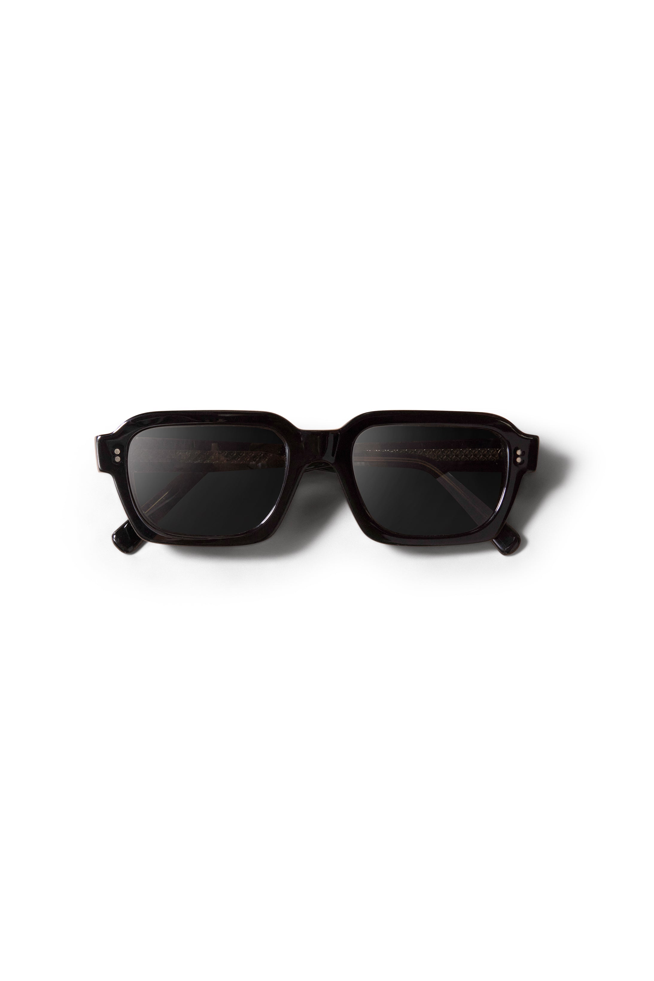 Flatlay_sunglasses_0496.jpg