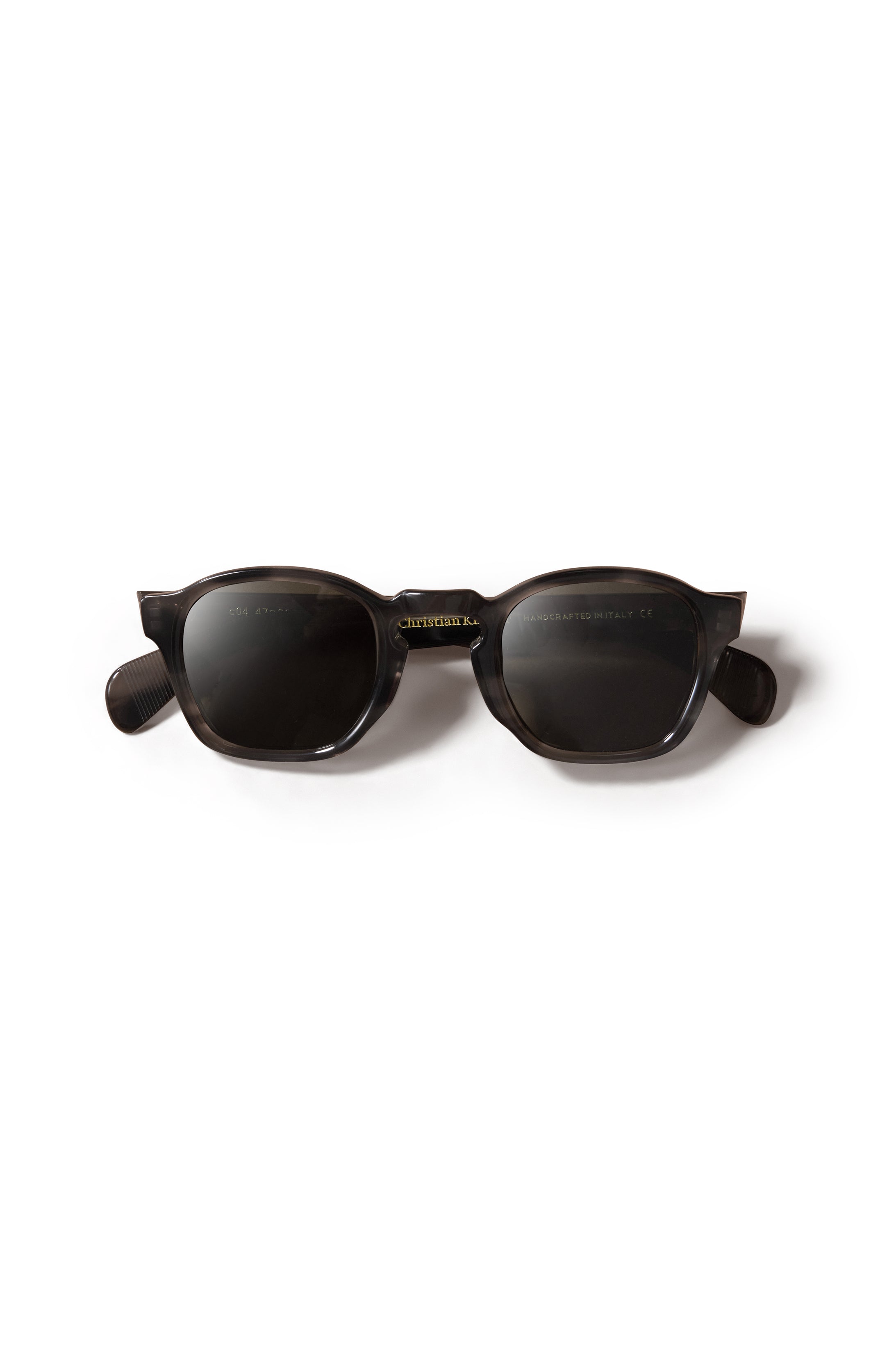 Flatlay_sunglasses_0503.jpg