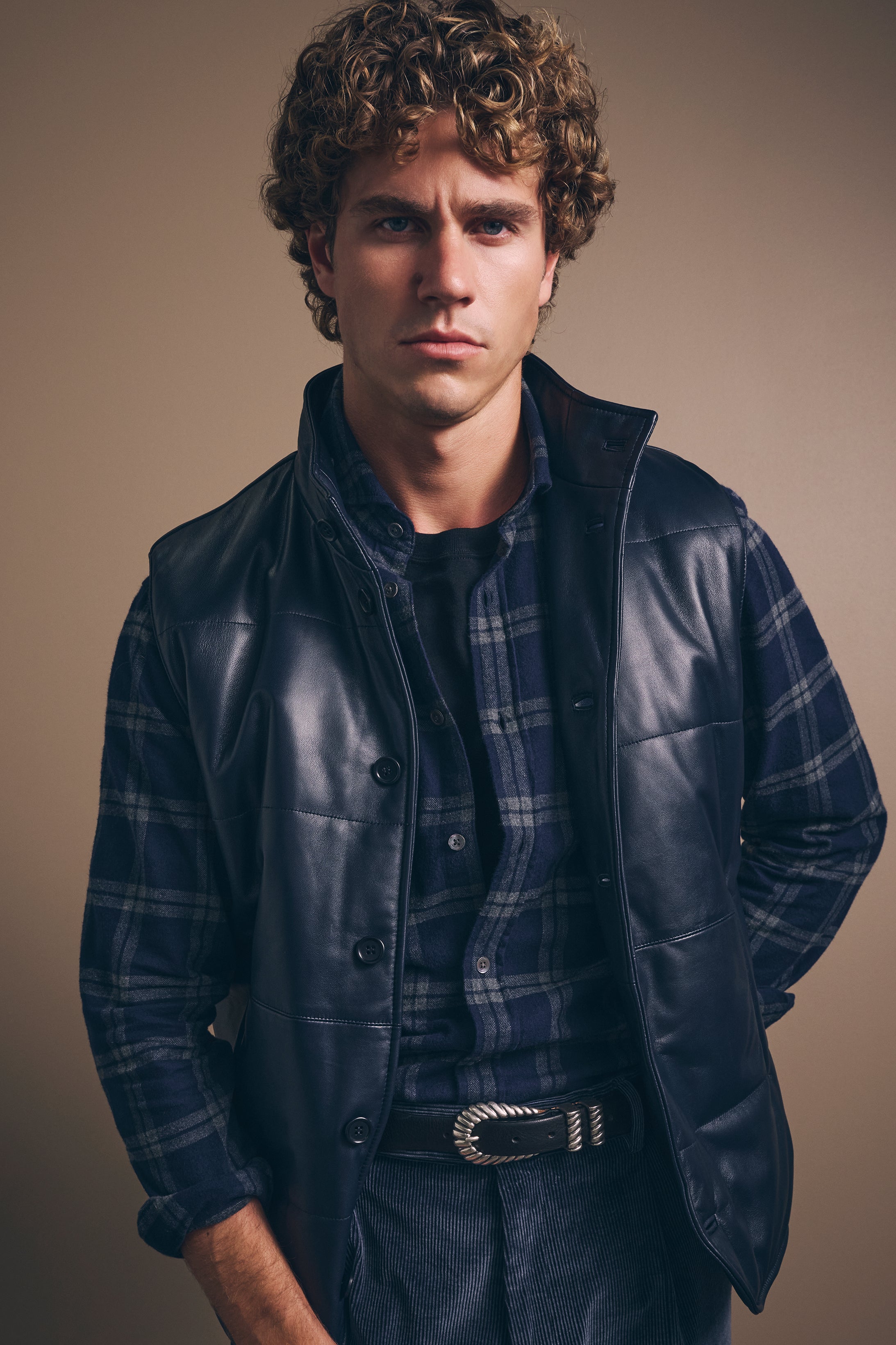 Quilted Leather Vest - Tumbled Grain Lambskin - Navy Blue