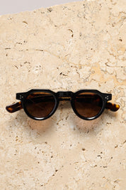 Lorne Round Sunglasses - Tort