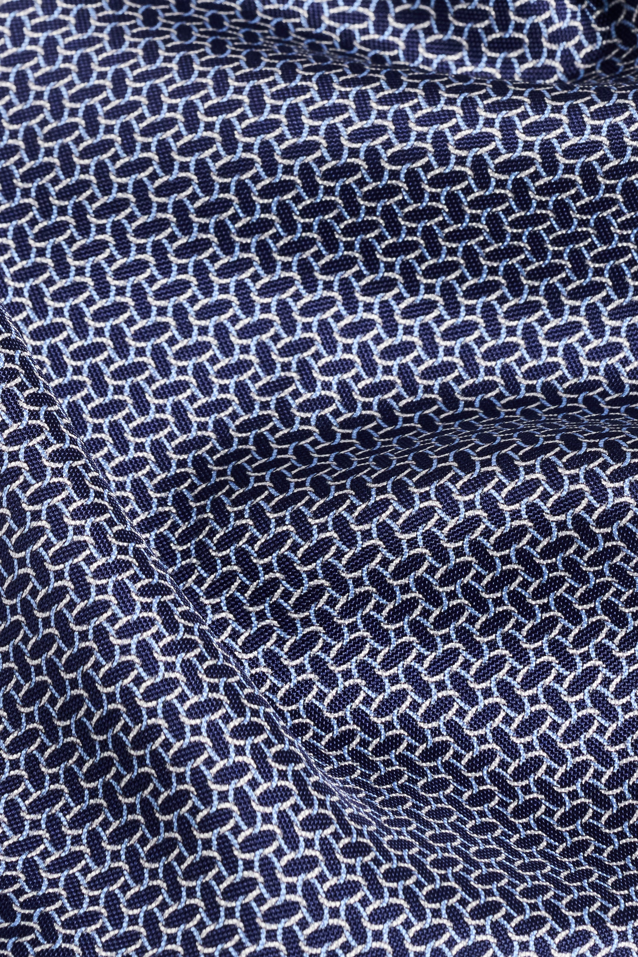 Neckscarf_bluenavylink_2_0f2d4c6b-8139-4407-914f-b5414d44d96c.jpg