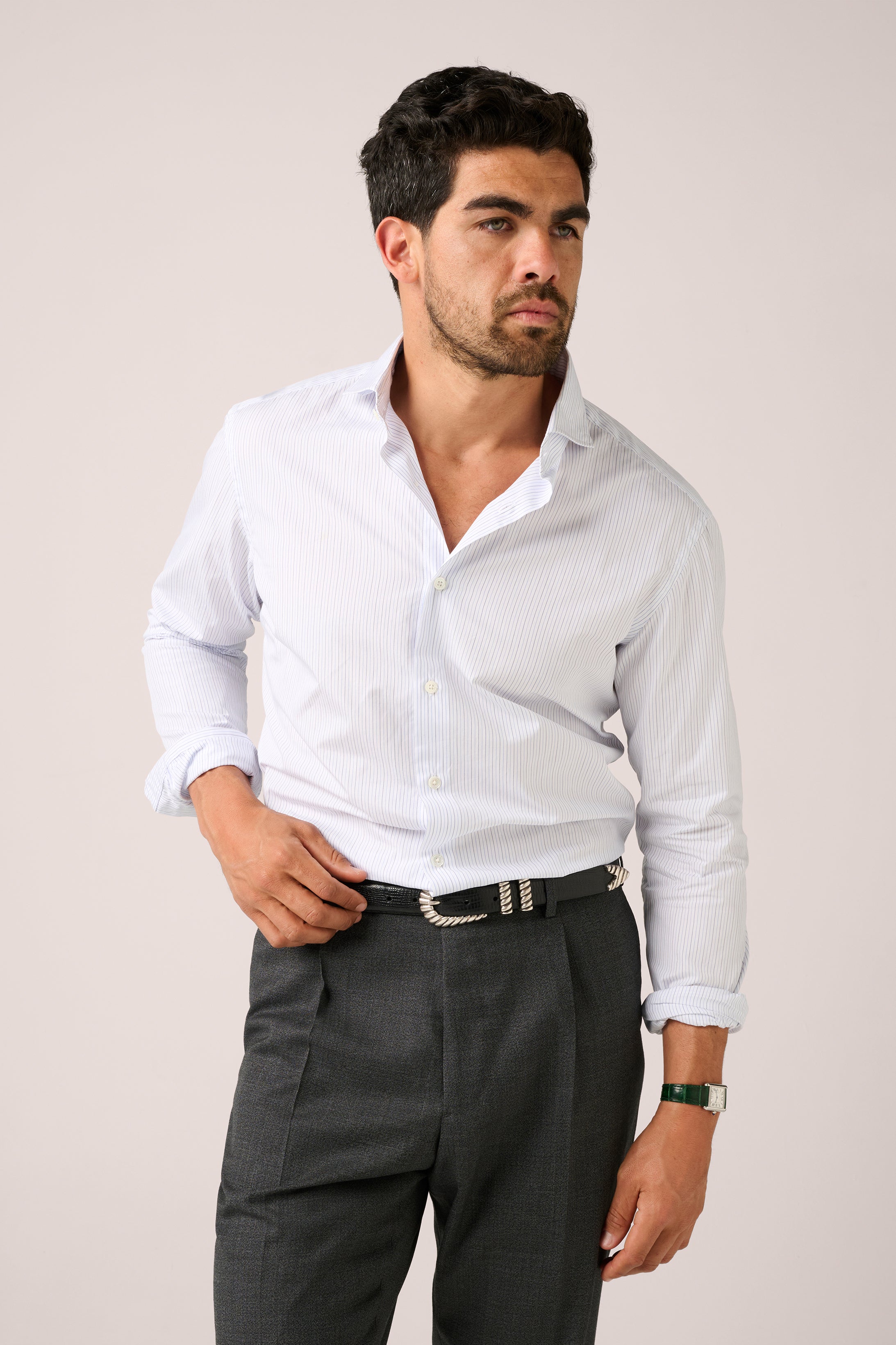 Somelos_Workshirt_White_Stripe_1_796bd679-b5c4-4ae7-bf17-640cbc5a6901.jpg