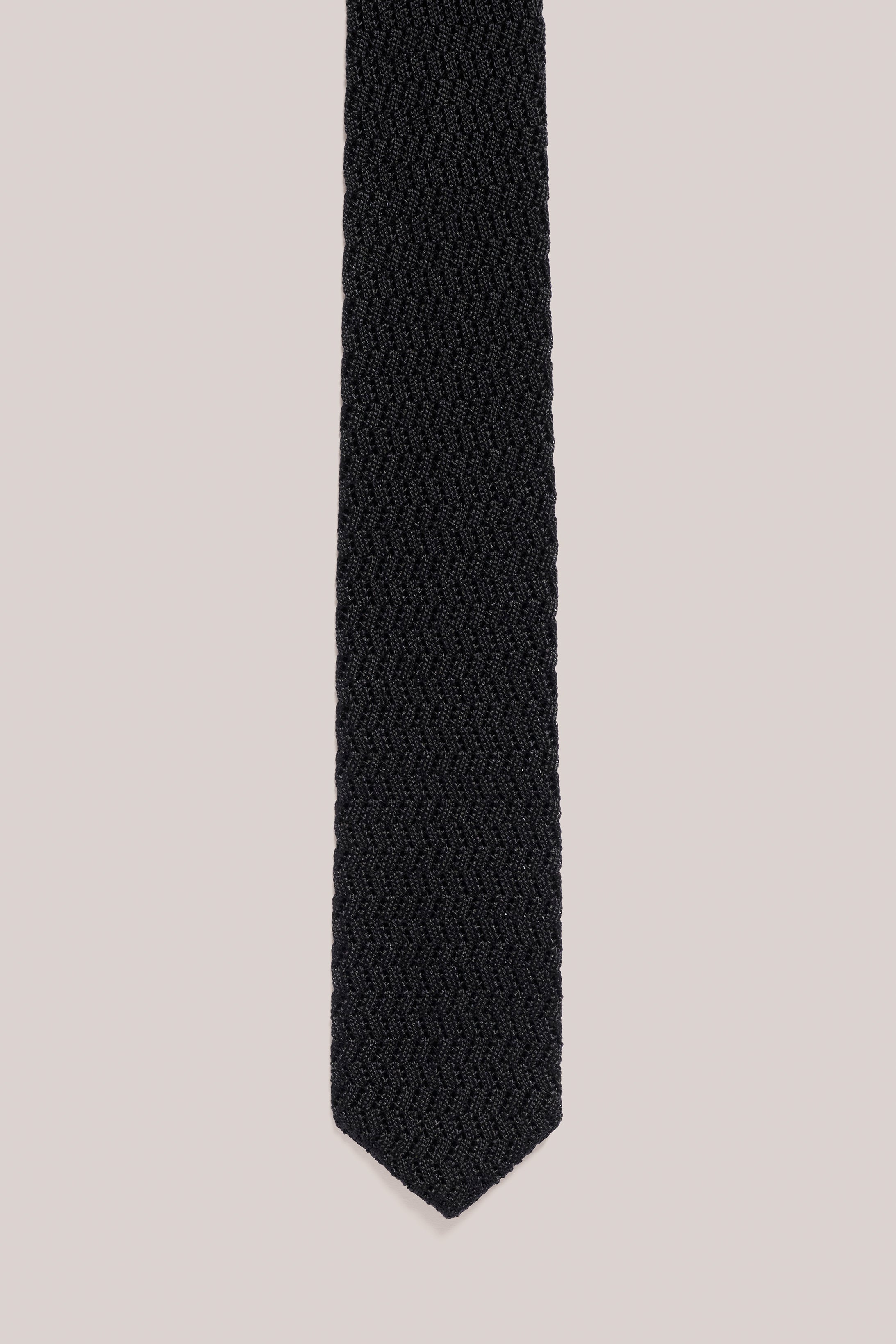 blacksilkknittie_6385e3fc-b49b-44af-a005-4b48e5fa4258.jpg
