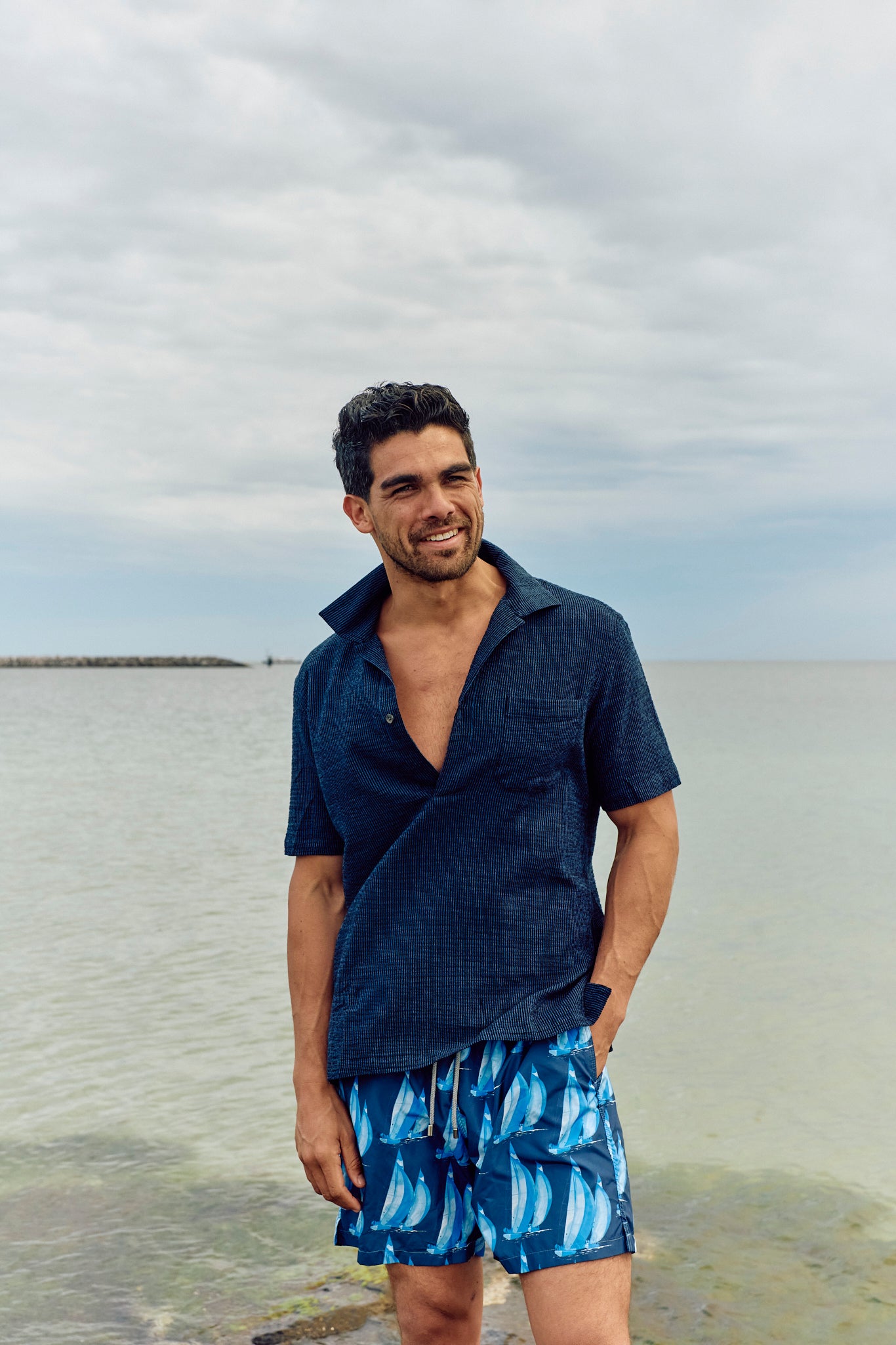 Sorrento Short Sleeve Popover- Navy Seersucker